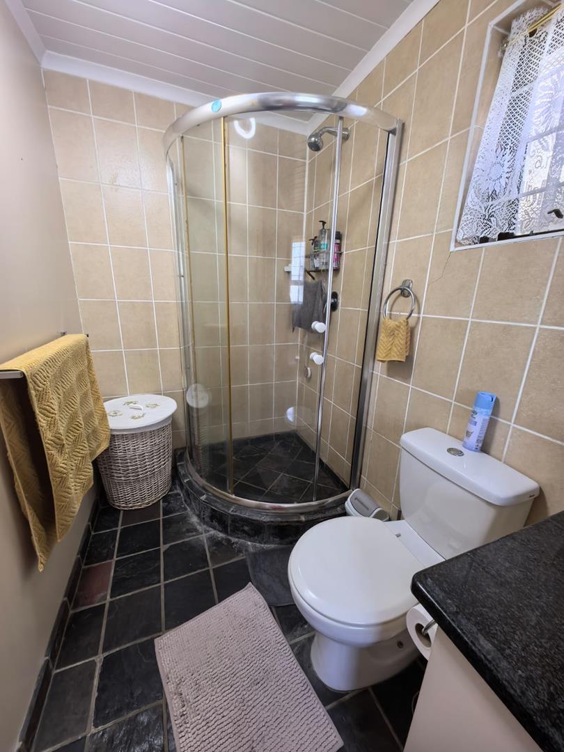 3 Bedroom Property for Sale in Fraaiuitsig Western Cape